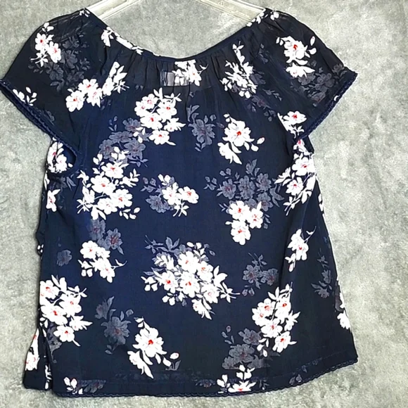 Abercrombie & Fitch Floral Navy Blue Sheer Blouse Top Size Medium - Picture 7 of 8